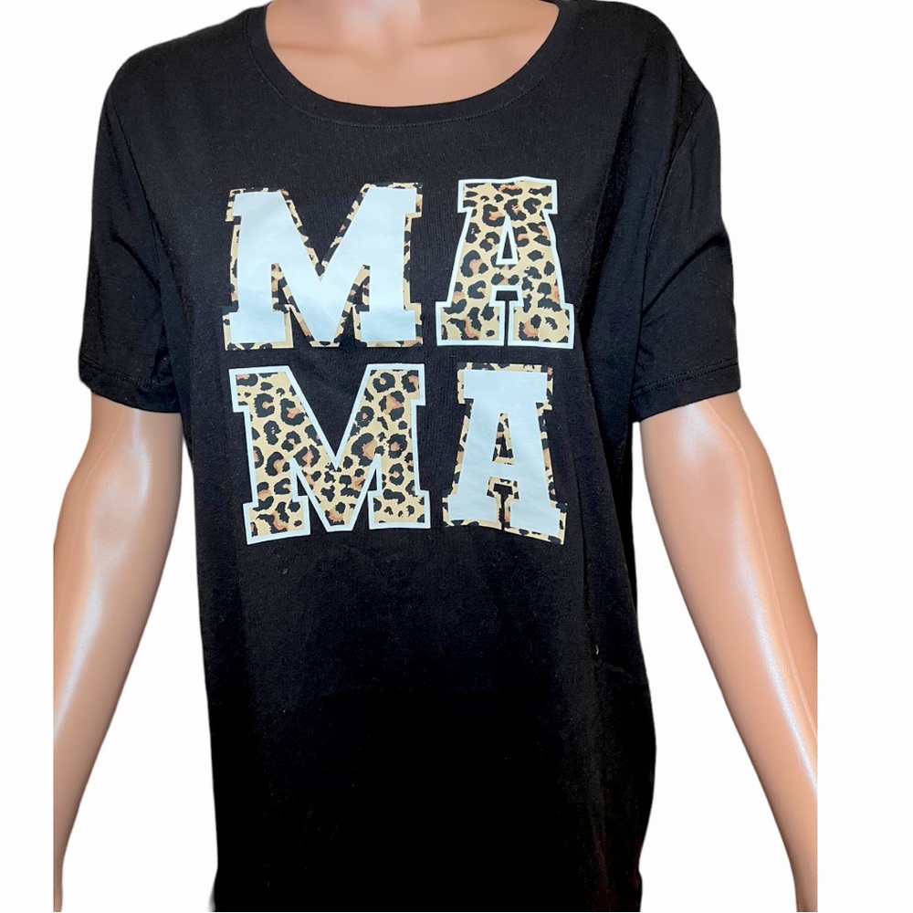 Black graphic t-shirt Women’s XL